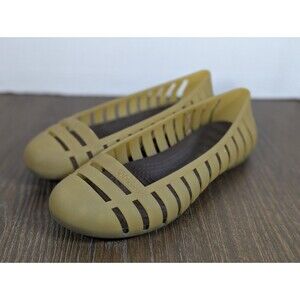 Crocs Adrina II Closed Toe Slip On Ballet Flats Shoes Womens 7 Olive Green Logo